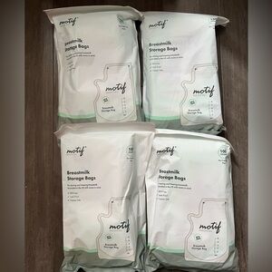 NEW Motif Breastmilk 8oz Storage Bags, 400 count